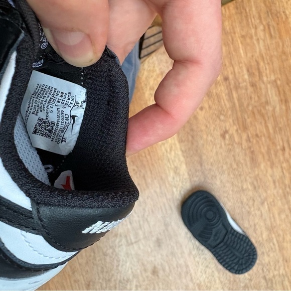 Nike Dunk Low Panda Toddler Sneakers 4C - Picture 5 of 5